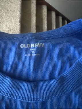 Old Navy Royal Blue Ribbed Crew Tee